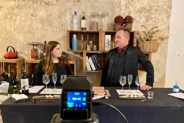 Cata online de vino y quesos